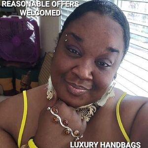 GOODIE-BAG w YOUR ORDER😀